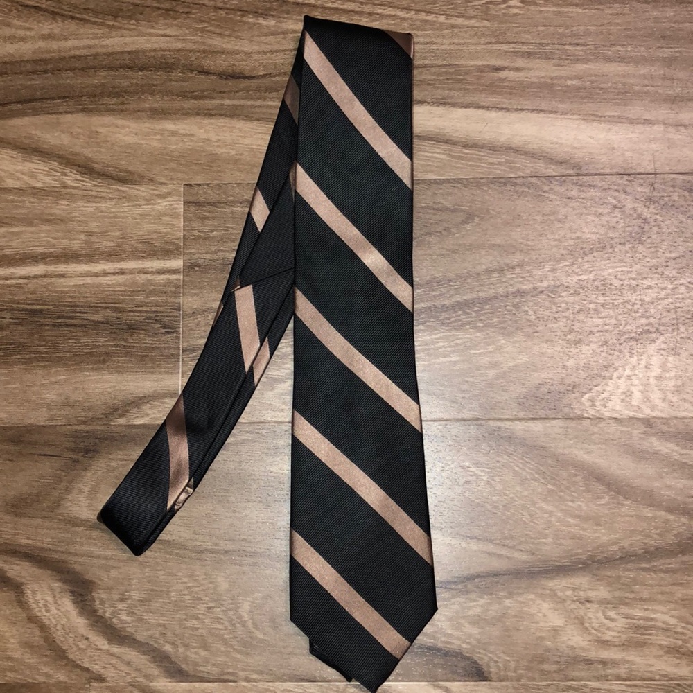 Nautica black / tan striped tie